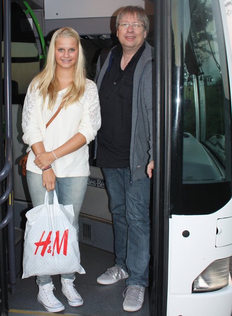 Das Ziel Balje ist erreicht: Vicky und unser Reporter Jörg Dammann sind die letzten Fahrgäste, die aussteigen
