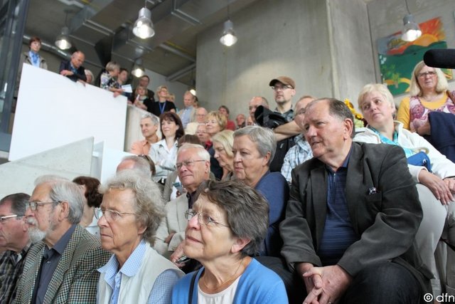 Viele Interessierte waren der Einladung zur Eröffnung der Zukunftserkstatt gefolgt | Foto: Neuse