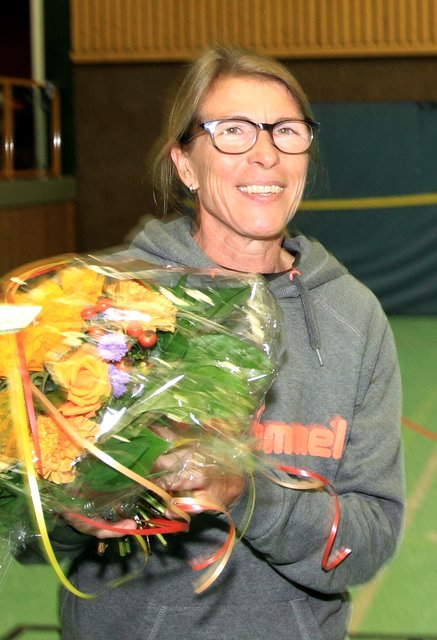 Blumen gab es für Beate Keßler-Mencke