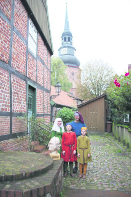 Die Blidenbauer: Martina und Jürgen König (hinten) mit Tobias (re.) und Matthias