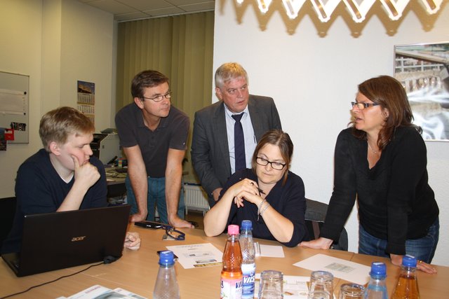 Die Mitglieder des Arbeitskreises Medien trafen sich zu regelmäßigen Brainstormings | Foto: Ak Medien
