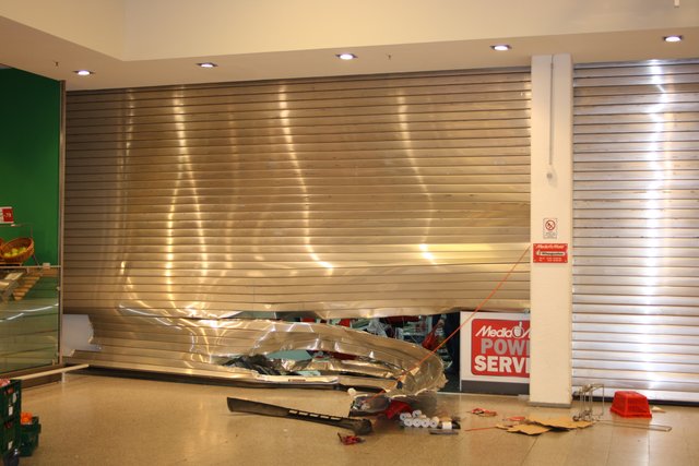 Die Stoßstange des Tatwagens blieb zurück