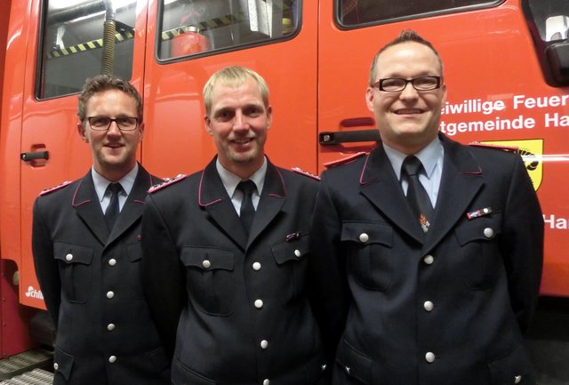 Das neue Führungstrio der Hanstedter Wehr (v. li.): Mirco Wiegels, Peter Lege und Oliver Wurth