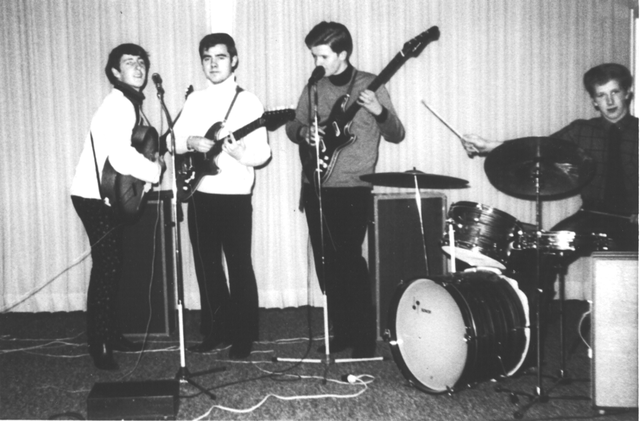 The Mushrooms 1966 (v. li.):  Pauli Schnur, Horst Penz, Fietsche Hube, Piggi Flösser | Foto: The Mushrooms