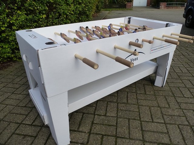 Mit diesem Kickertisch beginnt die Tauschaktion