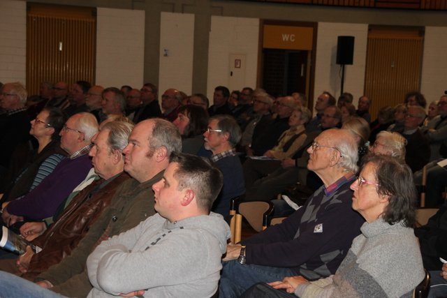 Volles Haus in der Eulsete-Halle