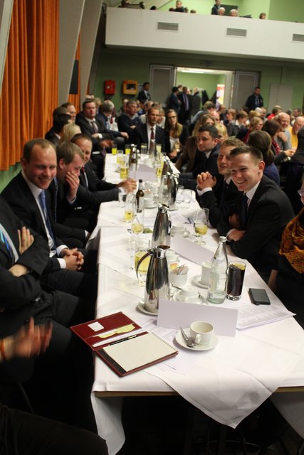 Erfolgreich abgeschlossen: Absolventen der Obstbauschule am Esteburg-Obstbauzentrum Jork