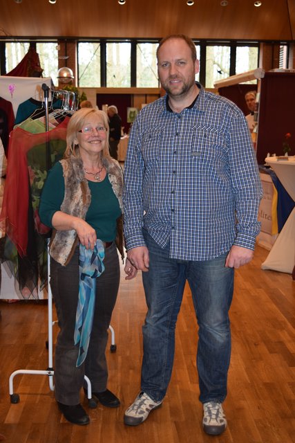 Organisieren seit gut 12 Jahren die Lebensquellmesse in Hittfeld: Brigitte Hagen und Holger Zarncke