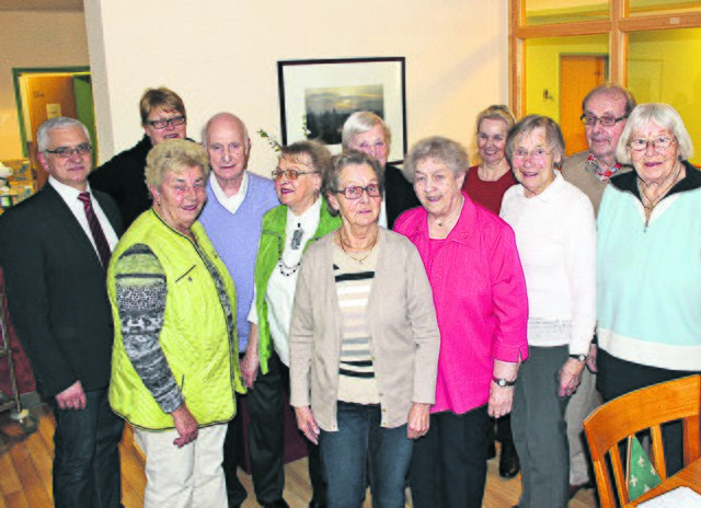 Die „Mieter der ersten Stunde“ des DRK-Zentrums „Haus am Steinberg“ feierten jetzt das zehnjährige Bestehen der Einrichtung | Foto: DRK