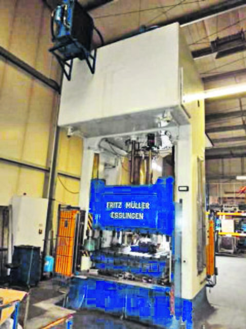 So sah die Presse aus, als sie noch von "Metall- und Gehäusebau Buchholz" verwendet wurde | Foto: b.i.s. auktion