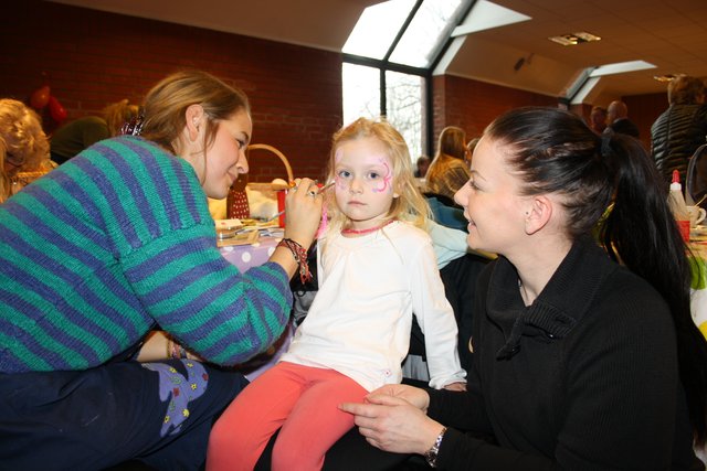 Beim Kinderschminken kamen die Kleinen auf ihre Kosten