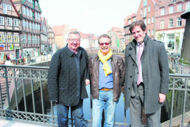 Die Standortgemeinschaft „Stade aktuell“ um ihren Vorsitzenden Wolfgang Drusell (v.li.), Pressewart Jürgen Ulrich und Geschäftsführer Gerhard Hoffmann hat entschieden, in diesem Jahr voraussichtlich nur noch einen weiteren verkaufsoffenen Sonntag zu veranstalten