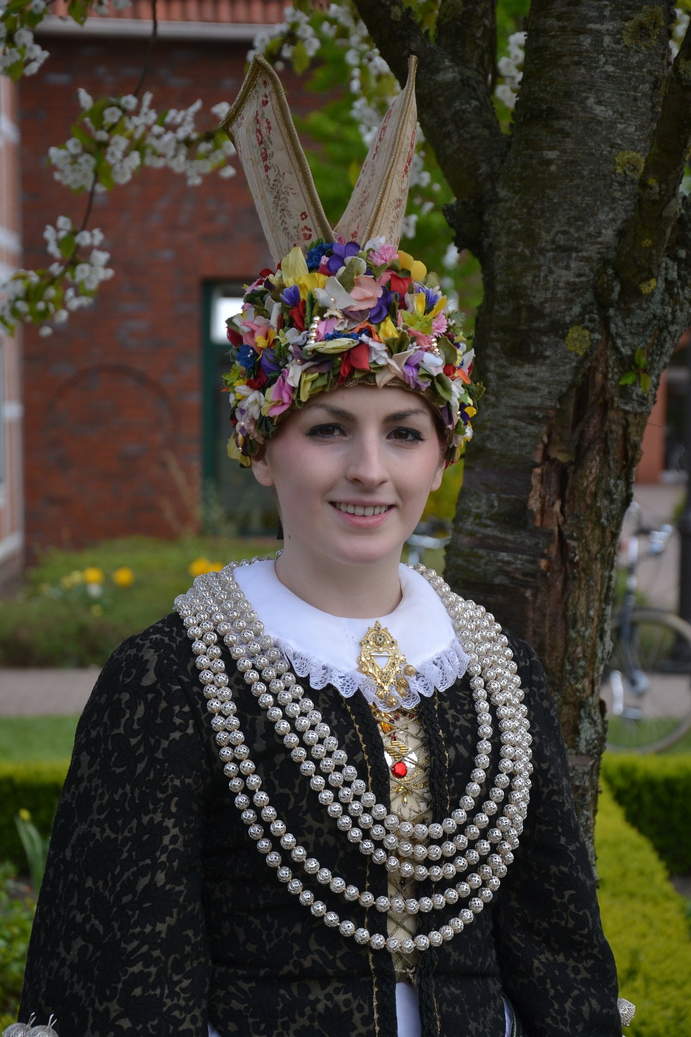 Blütenfest in Jork: Ihre Majestät Gesche Wick - Jork