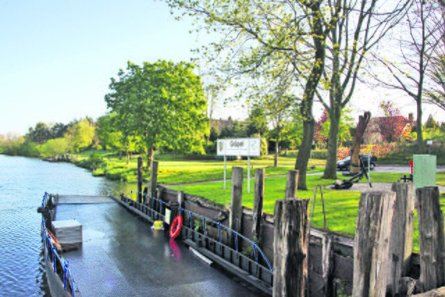 Idylle an der Oste im Fähr-Dorf Gräpel