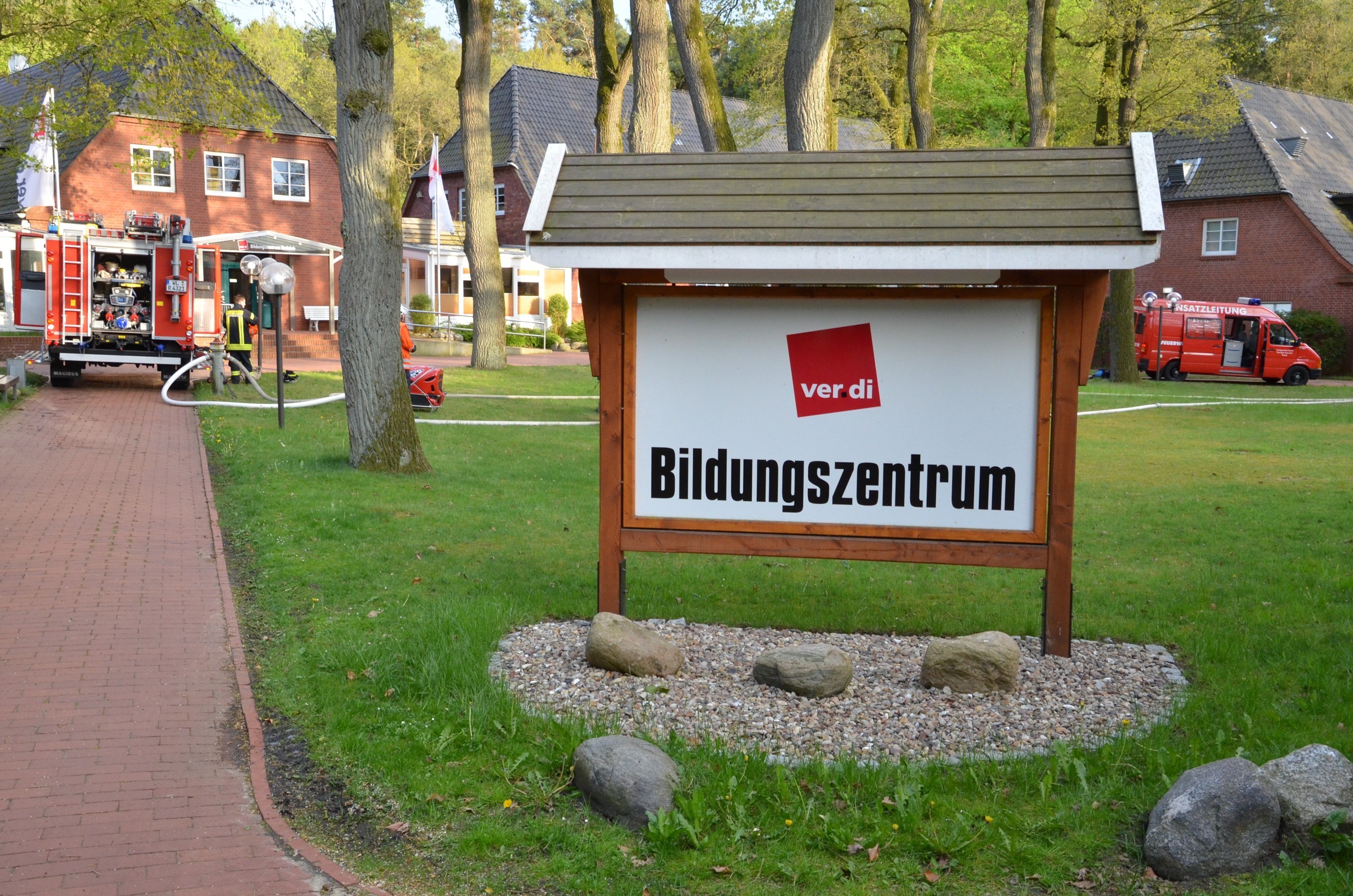 Das Bildungszentrum in Undeloh war Schauplatz einer Übung der Kreisfeuerwehr