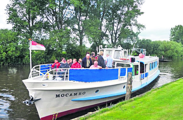 Das Oste-Fahrgastschiff "Mocambo"