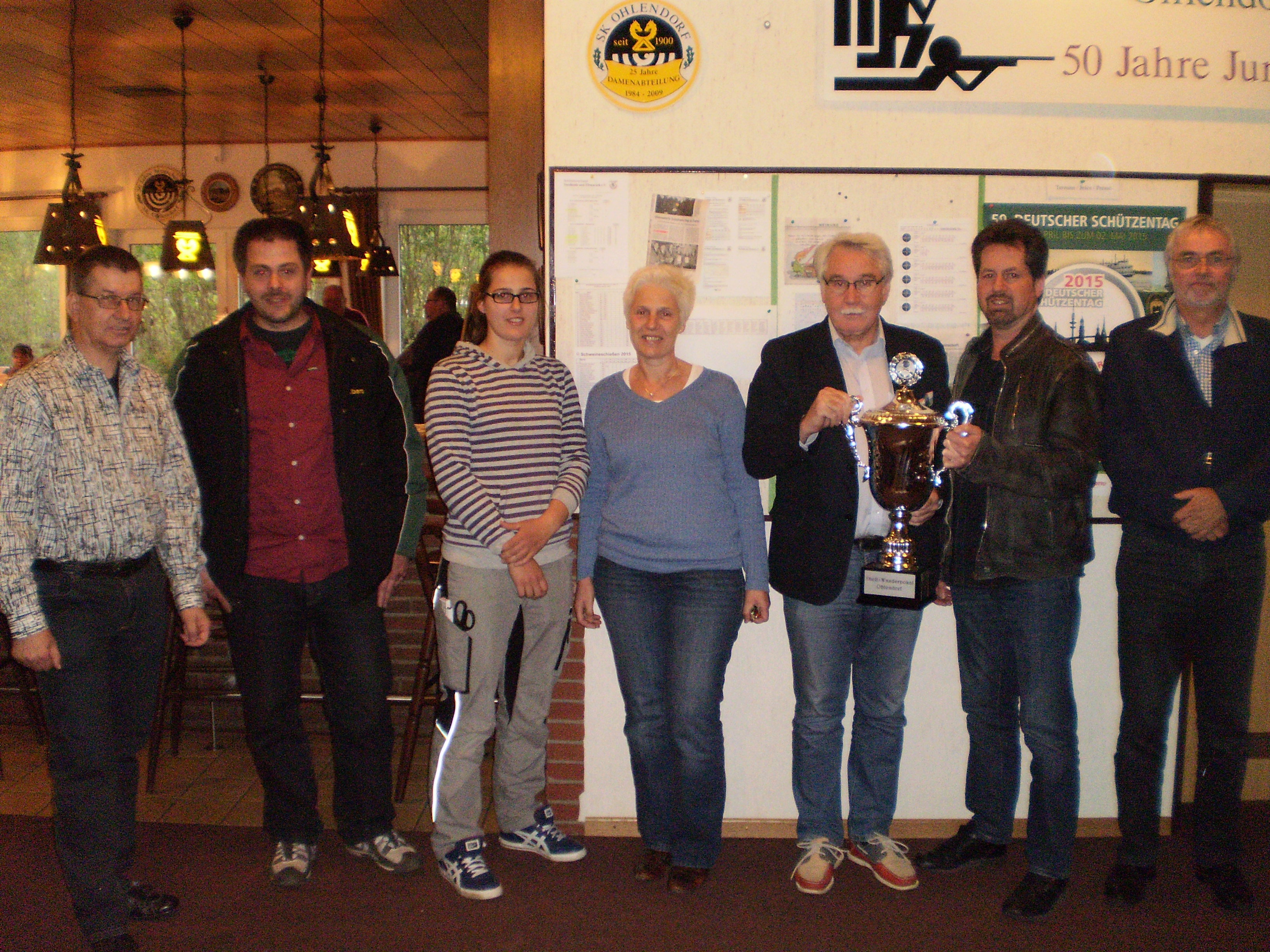 Die Preisträger (v. li.) Günther Katins, Karsten Albers, Elisa Mallast, Birgit Mallast, Karl-Heinz Ahlt, Ulli Schatz und Michael Tillmann