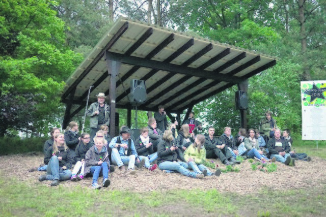 Die Landjugend Asendorf baute eine Waldbühne für das „1. Rahberg-Open-Air“ | Foto: Landjugend Asendorf