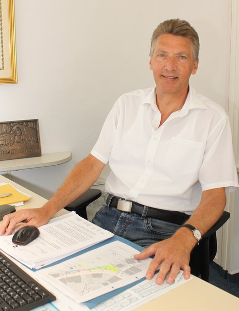 Findet die Haltung der Deichverbände starrsinnig: Horneburgs Bürgermeister Hans-Jürgen Detje