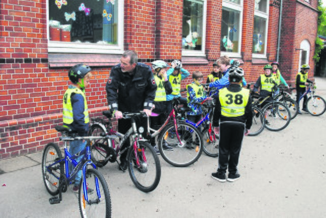 Dieses Fahrrad ist in Ordnung. Das blaue Rad davor, zog Horst Kraßmann aus dem Verkehr
