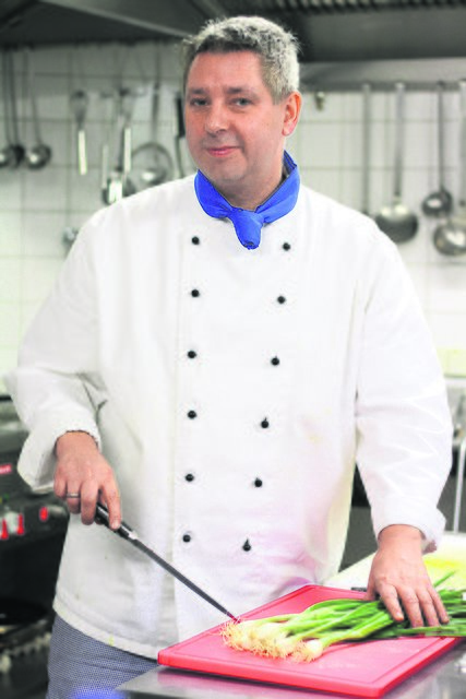 Inhaber Thilo Pfeffer lernte sein Handwerk im Schwarzwald. 18 Jahre war er als Küchenchef für das "Lims" tätig
