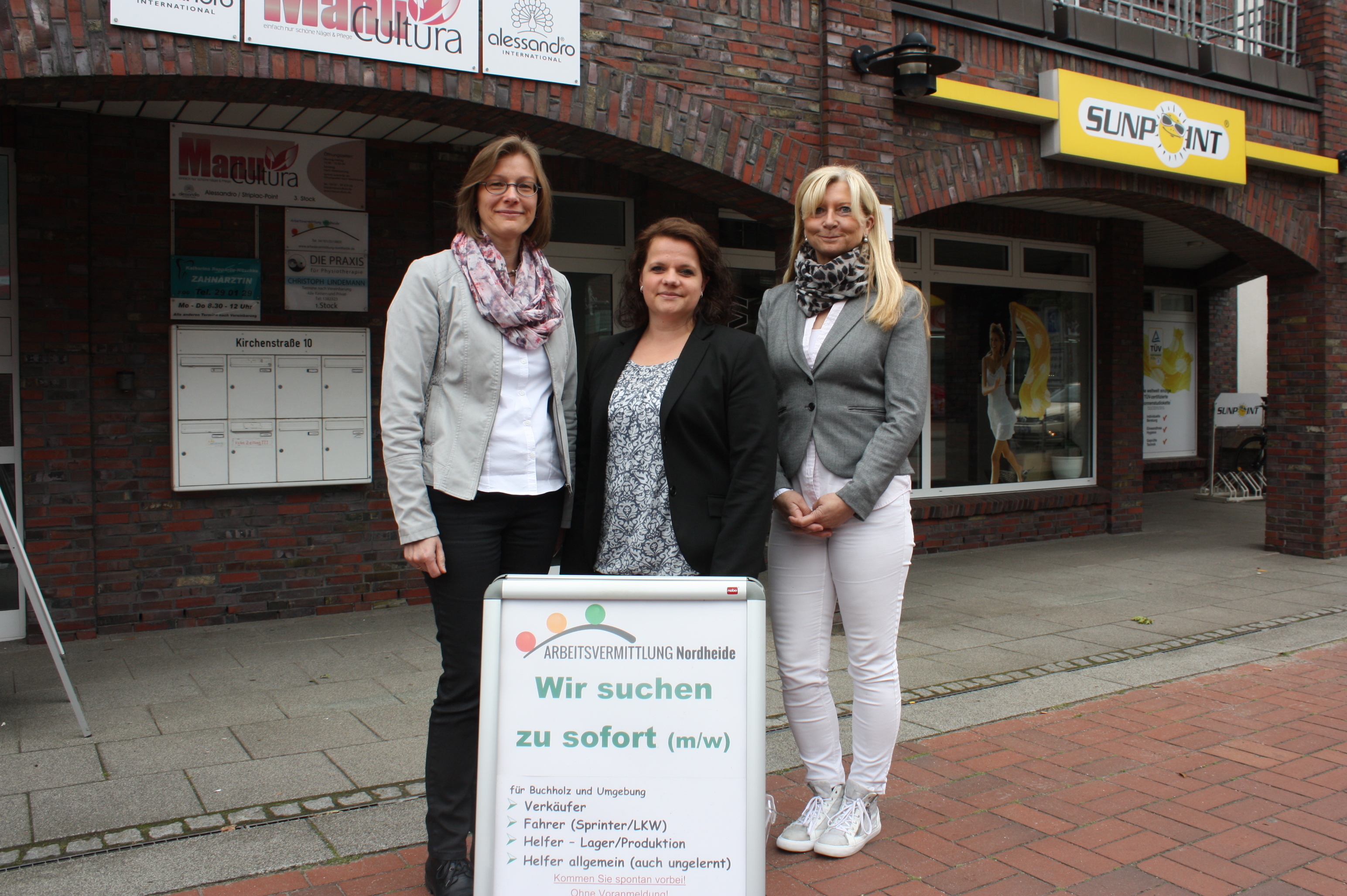 Unterstützung für Arbeitslose: (v. li.) Ulrike Ditze, Janina Maseberg und Marina Schmidtmann-Burmeister von der "Arbeitsvermittlung Nordheide"