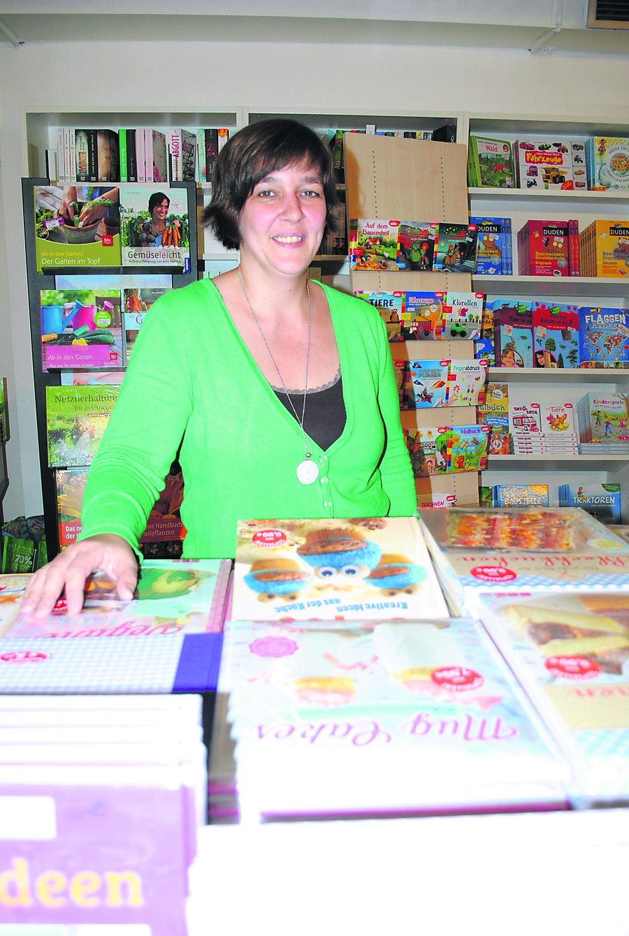 Britta Gerken hat die Folgen des Rohrbruchs in ihrer Altstadtbuchhandlung bewältigt
