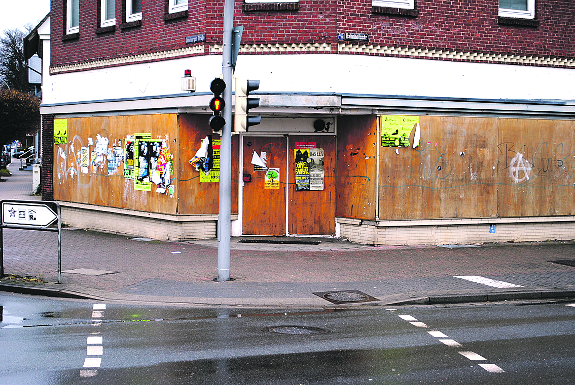 Gilt als Winsens Schandfleck Nummer Eins: die ehemalige Kneipe am Riedels Eck