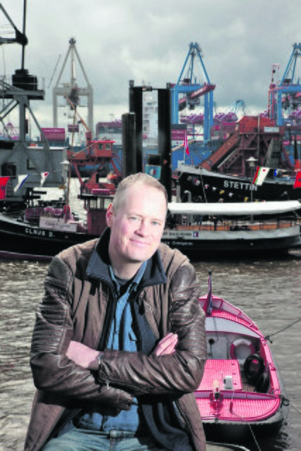 Stephan Hagenow zieht seine Energie aus langen Spaziergängen am Wasser | Foto: Ulrike Schmidt