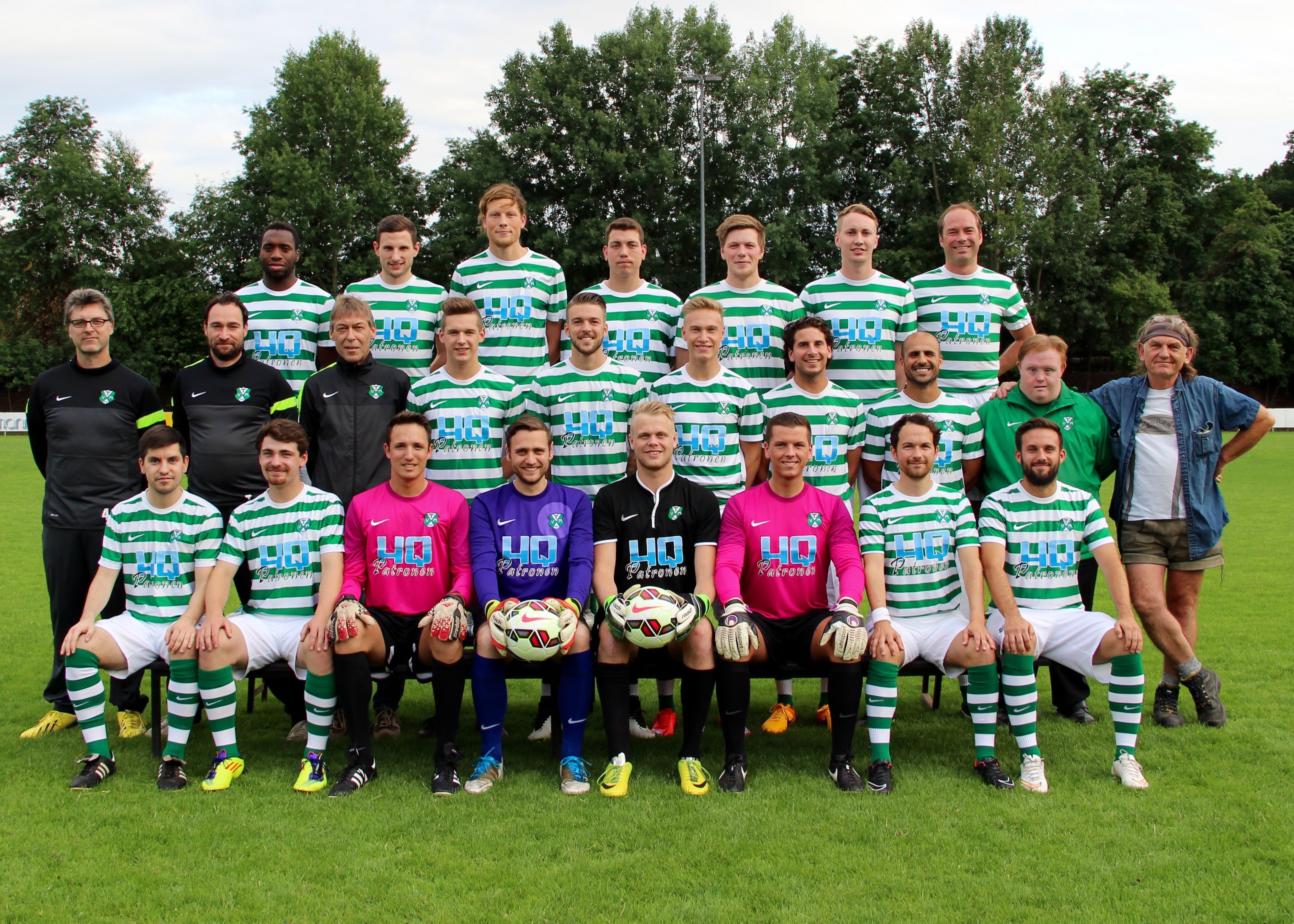 Jeder im Team des TV Meckelfeld hat ein Lächeln im Gesicht. Mit verstärkter Offensive hoffen die Meckelfelder auf "neuen Zauber" in der neuen Fußball-Bezirksliga-Saison