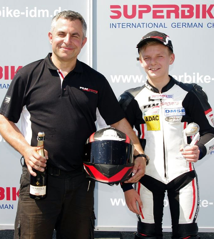 Philipp Freitag (re.) mit seinem Team-Chef Frank Koch