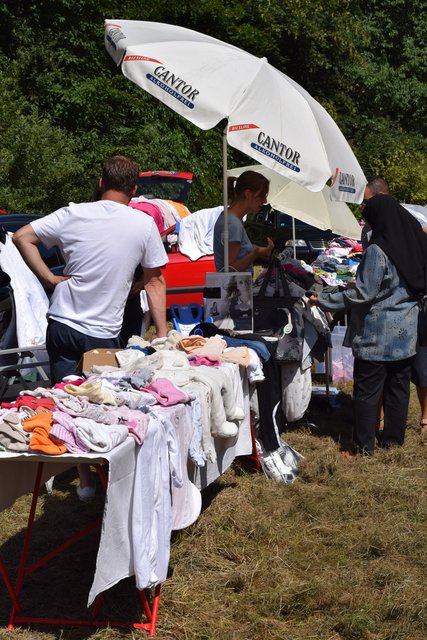 Elterninitiative in der Elbmarsch: Flohmarkt beim Kinderfest