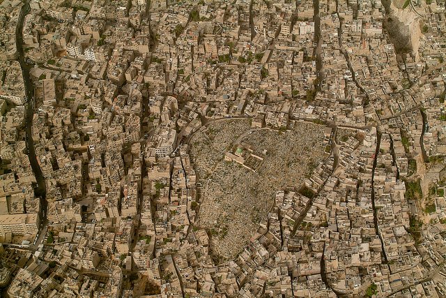Ein riesiger Friedhof im Mittelpunkt: ein Blick auf die syrische Hauptstadt Damaskus | Foto: Fotostudio Liberty Pictures