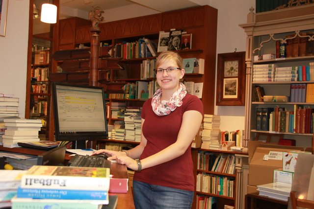 Buchhändlerin Birgit Richter gehört zum Team