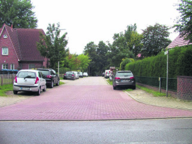 Als Ausweichparkplatz stark genutzt: die Straße „In den Bergen“
