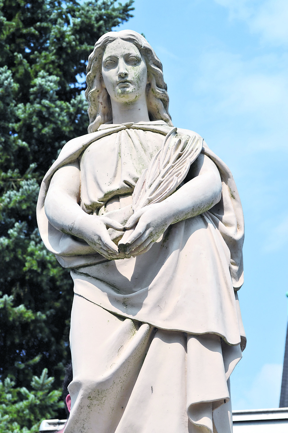 Der Tostedter Friedhofsengel muss restauriert werden