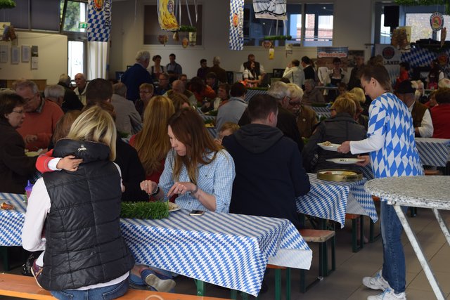 Impressionen: Oktoberfest beim Autohaus Kuhn + Witte in Jesteburg