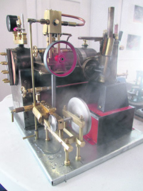 Eine Dampfmaschine in Aktion