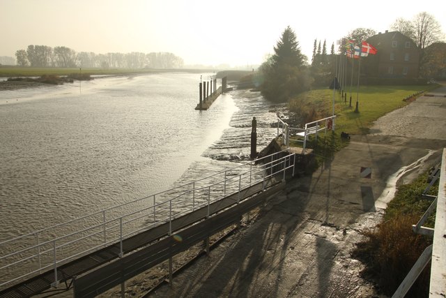 Blick über die Süderelbe