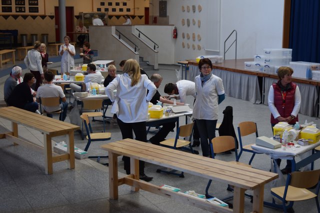 Im Gymnasium in Salzhausen wurde am vergangenen Sonntag Blut für die Stammzell-Typisierung entnommen: Zahlreiche Anwohner ließen sich so bei der DKMS registrieren