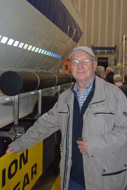"Erinnert ein bisschen an Airbus in klein": Pensionäre Erich Wessel gefiel der Rundgang durch das Feldbinder-Werk