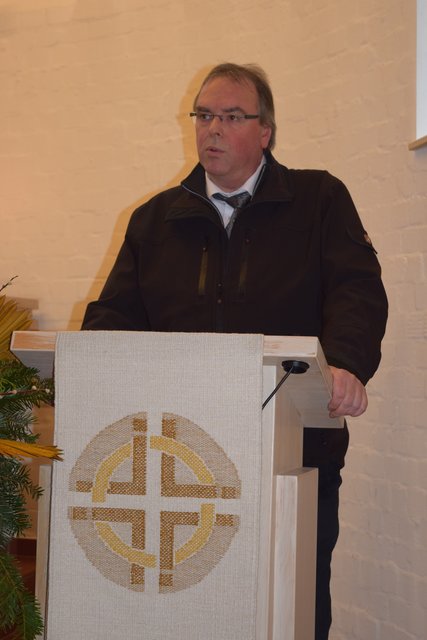 Volkstrauertag: Winsens Vize-Bürgermeister Wilfried Rieck beim Festakt zum Gedenken der Toten