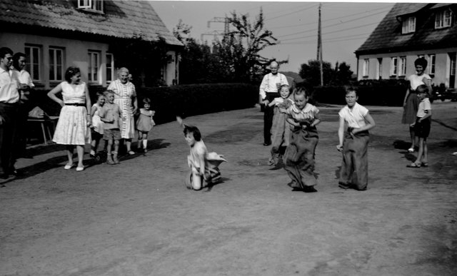 Freizeit in einer Siedlung | Foto: Freilichtmuseum am Kiekeberg