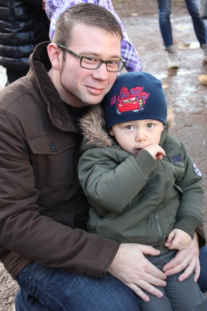 Dominik Bahnsen besuchte mit seinem Sohn Maximilian den Weihnachtsmarkt