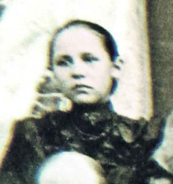 Magda Homann (†48)