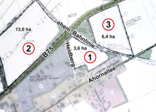 Bei den Flächen handelt es sich neben der diskutierten Erweiterung der Eichenhöhe in Richtung Heidberg und Ahornallee (1) um eine Erweiterung auf der gegenüberliegenden Straßenseite der B75 (2) sowie eine Vergrößerung des Gewerbegebietes jenseits der alten Bahnfläche Richtung Trelde (3)