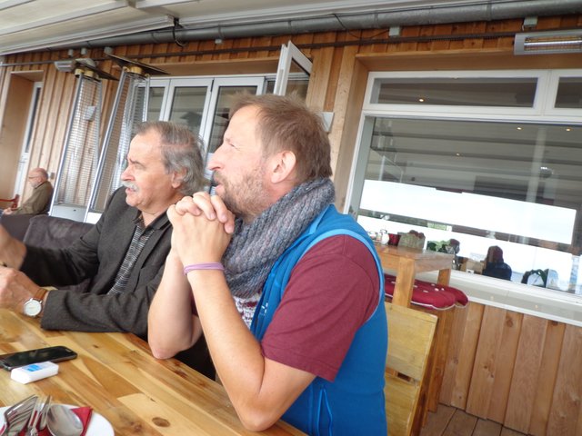 Fast ein halbes Jahr begleitete Autor Peter Dermühl (li.) Heinz Ratz quer durch Deutschland | Foto: Peter Dermühl