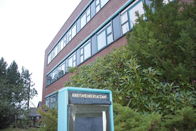 Das Kreiswehrersatzamt wird zur Flüchtlingsunterkunft umfunktioniert