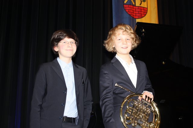 Tolle Musiker: Florian Albrecht (li., 12, Piano) und Hornist David Foremny (13)