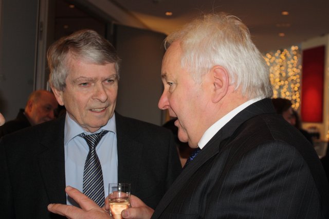 WOCHENBLATT-Verleger Martin Schrader (li.) und CDU-Landtagsabgeordneter Heiner Schönecke